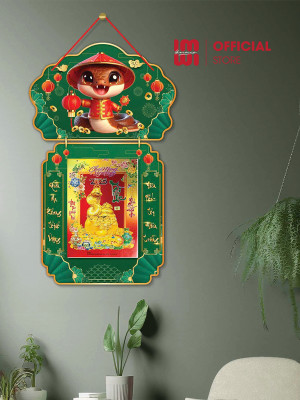 Lịch treo tường bằng gỗ họa tiết Rắn Tài Lộc LGV25801